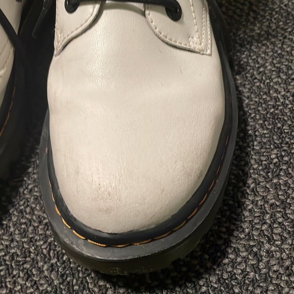 White doc martens - Picture 2 of 5